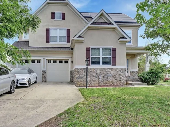 11710 Henryetta Ct, Waldorf, MD 20602