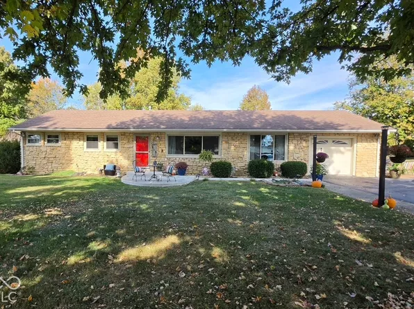 912 E Erdmann Rd N, Greensburg, IN 47240