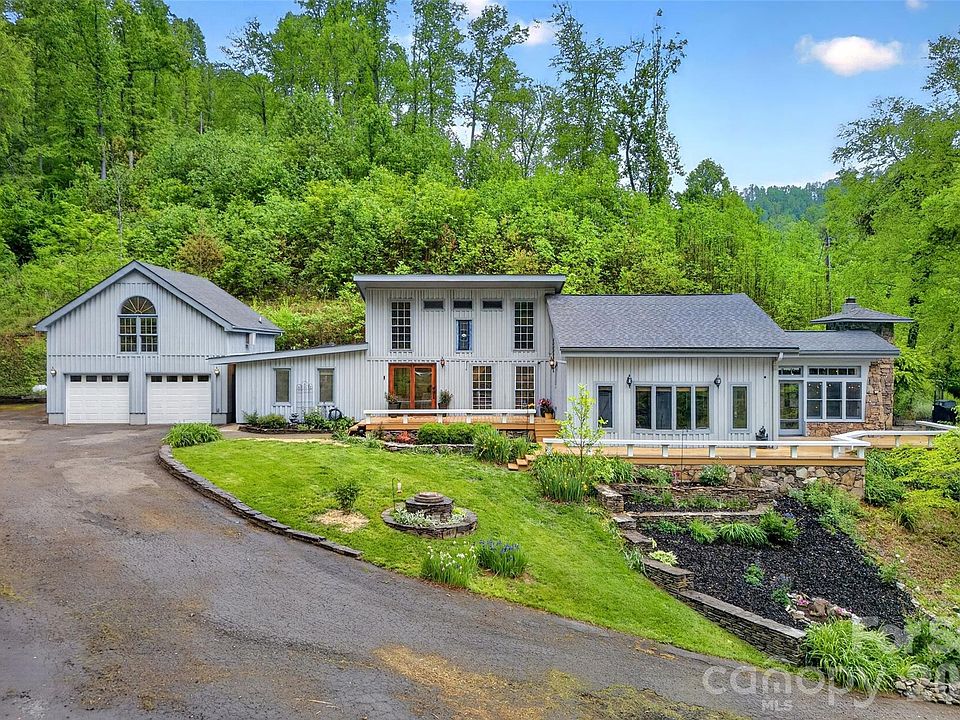 1st image of 3068 S 226th Hwy