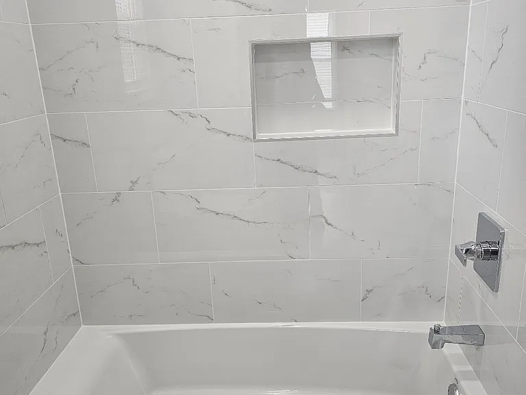 1228 Warwick Dr — Photo 25