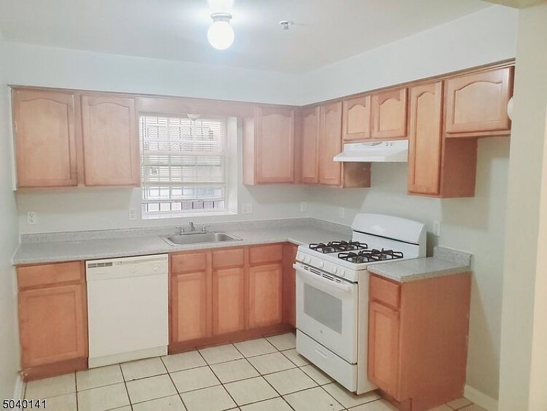 1st image of 231 Badger Ave #1