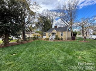 1300 Bethel Rd, Charlotte, NC 28208