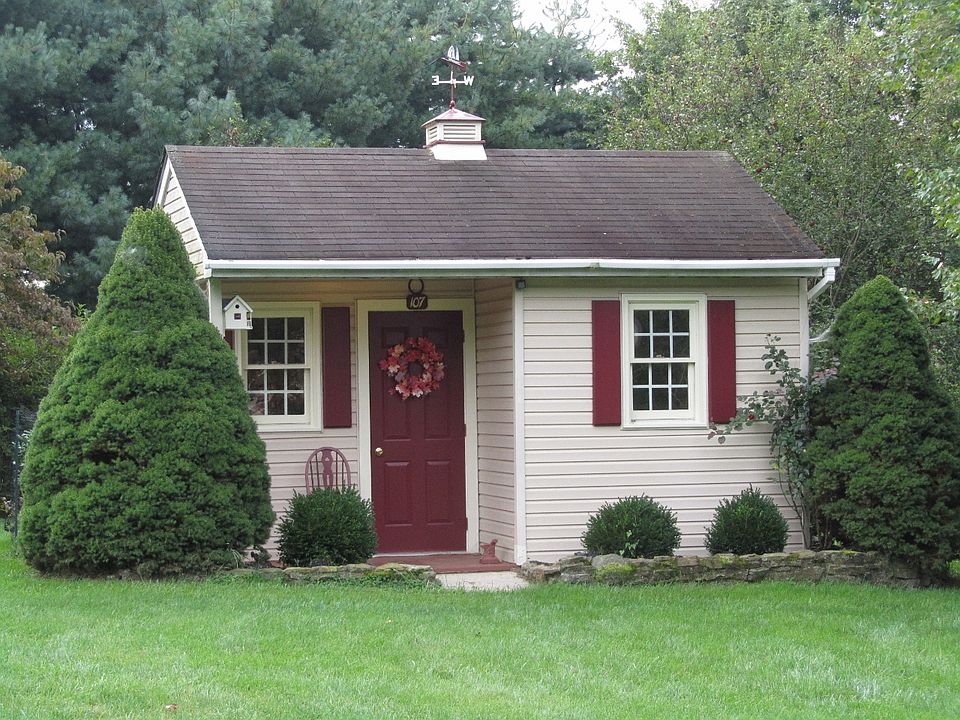 107 Kaiser. Distinctive Shed