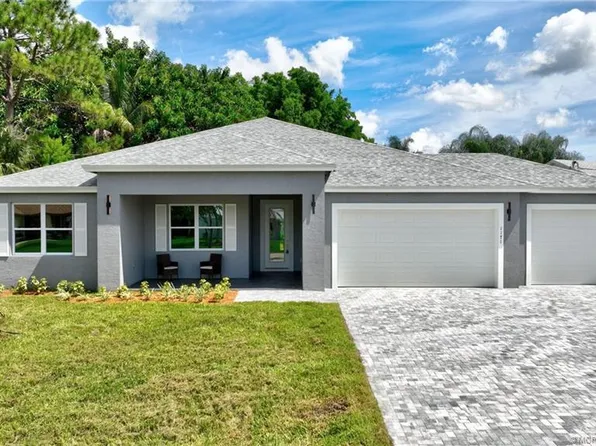 1171 SE Palm Beach Rd, Port Saint Lucie, FL 34952