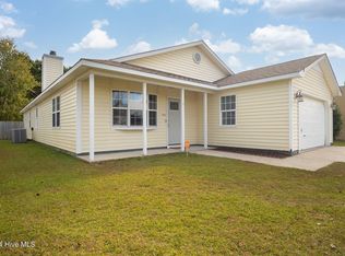409 Dion Dr, Hubert, NC 28539