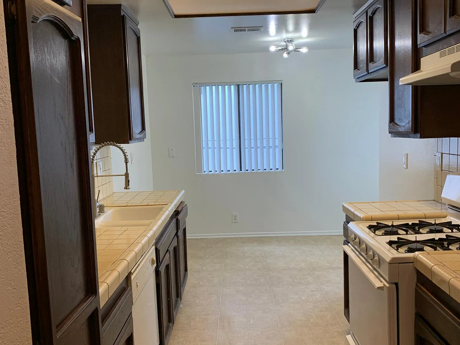 2 bed, $2,950 — Photo 3