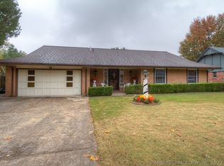 7026 E 77th St, Tulsa, OK 74133