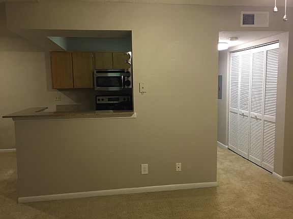 4th image of 11582 Westwood Blvd APT 1434