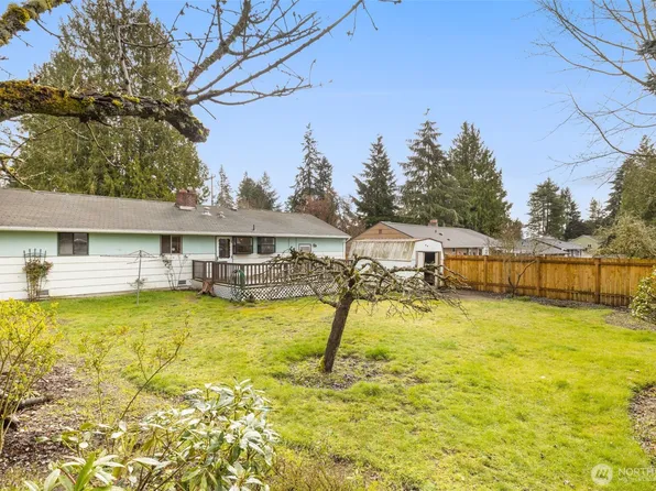 20401 25th Avenue NE, Shoreline, WA 98155