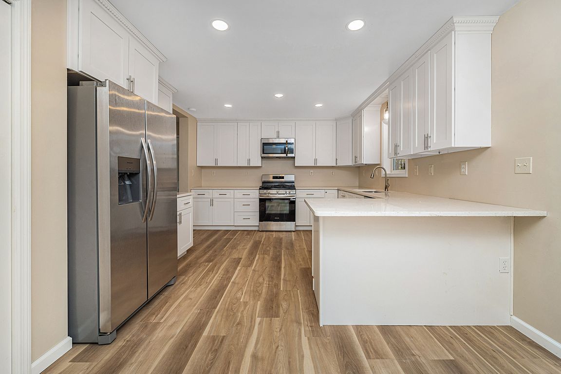 next background image