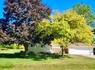 8383 Rondale Dr, Grand Blanc, MI 48439