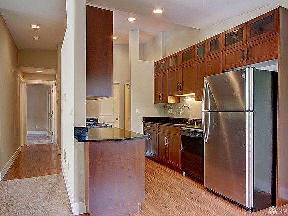 5th image of 21307 48th Ave W #306