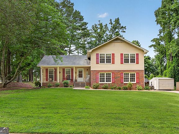 2nd image of 149 Olde Hampton Way
