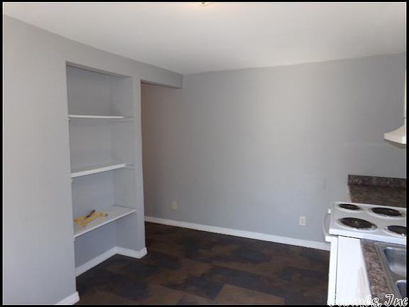 4th image of 4706 E Broadway St #A