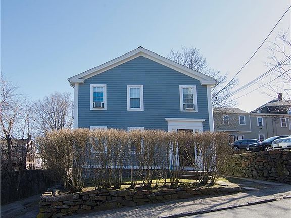 2nd image of 11 Long St #3
