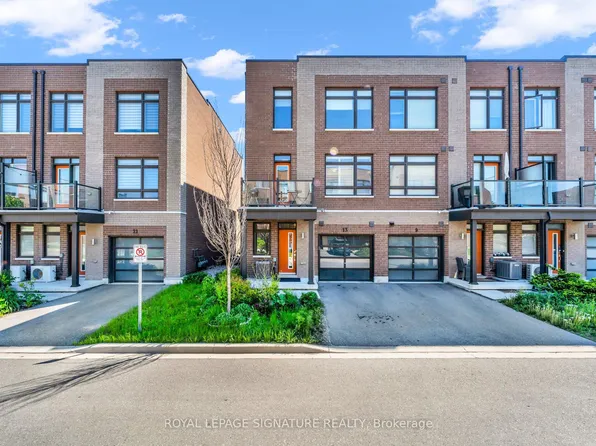 13 Bluenose St, Vaughan, ON L4L 0L7