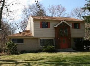 4331 Mount Royal Blvd, Allison Park, PA 15101