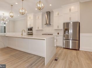 1875 Easterly Rd, Reston, VA 20190