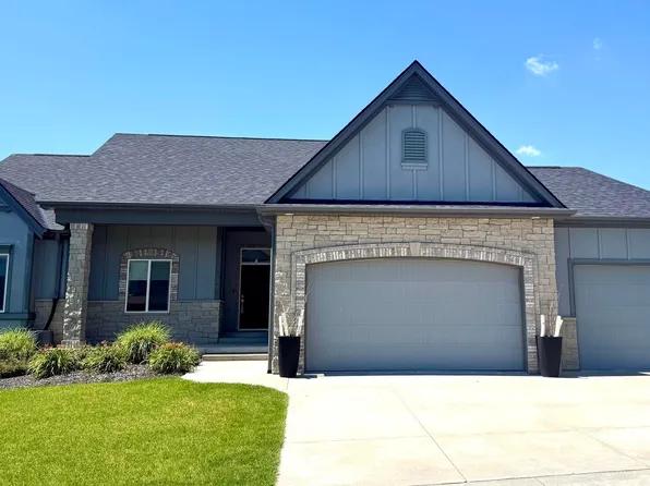 7244 Rebel Dr, Lincoln, NE 68516