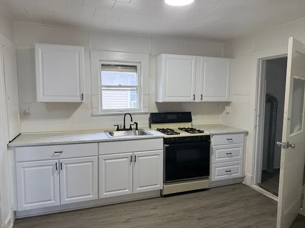 1335 S Osage St APT A, Independence, MO 64055