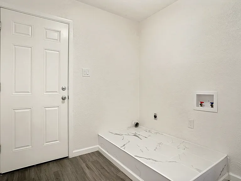 6355 Starnes Rd — Photo 19