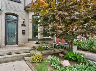 19 Oxford St, Hamilton, ON L8R2W9