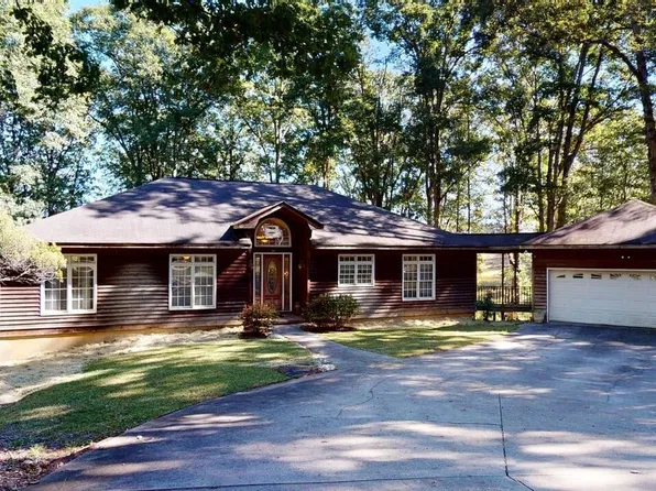 165 Buena Vista St, Winder, GA 30680