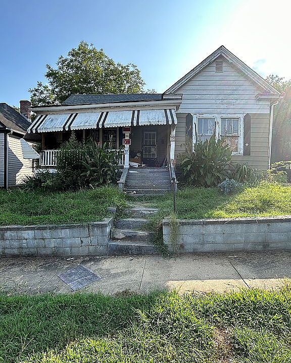 1st image of 1211 Forest St