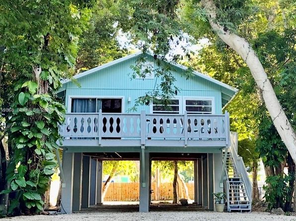 130 NE Gumbo Limbo Dr