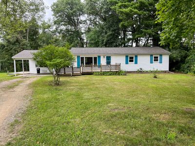 162 Oak Grove Dr, Columbiaville, MI, 48421