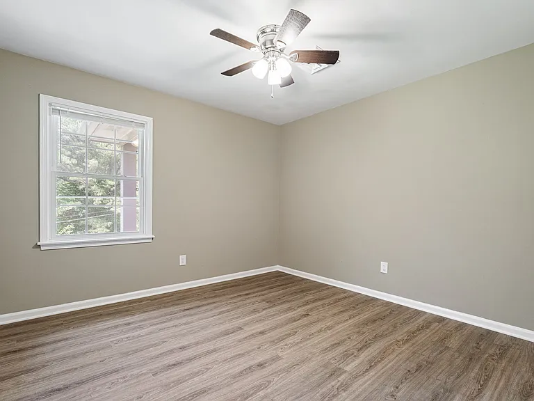3212 Westbrook Dr #100 — Photo 24