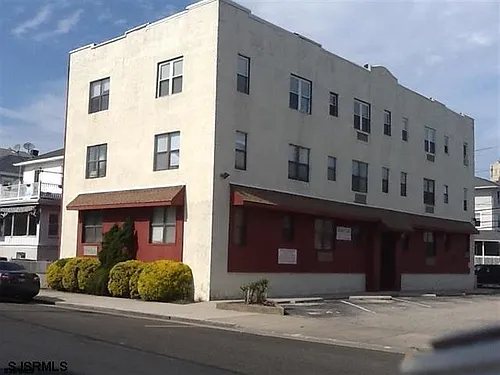 19 S Windsor Ave #B4 Photo 1