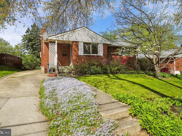 1903 Rockland Ave, Rockville, MD 20851