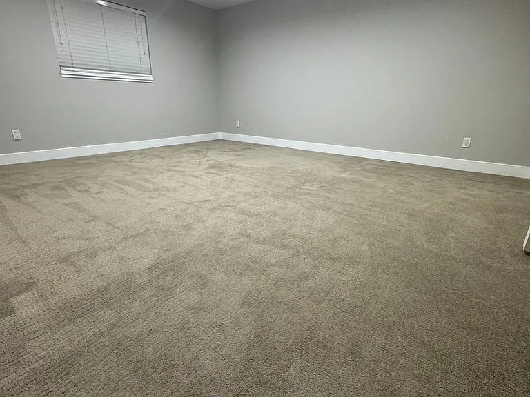 664 N 960 E — Photo 8