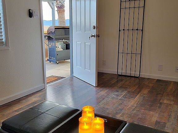 4th image of 1161 Quartz Ave