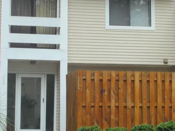 172 Twiggs Cor, Peachtree City, GA 30269