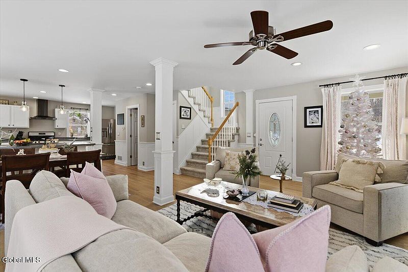 3rd image of 4 White Birch Lane
