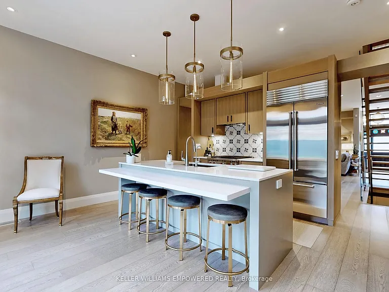 10 Webster Ave — Photo 10