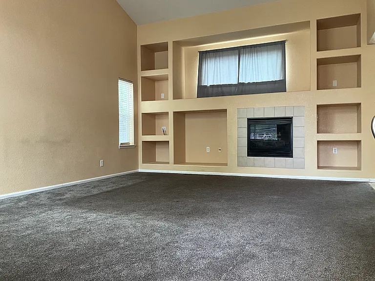 5548 Lost Meadow Trl — Photo 3