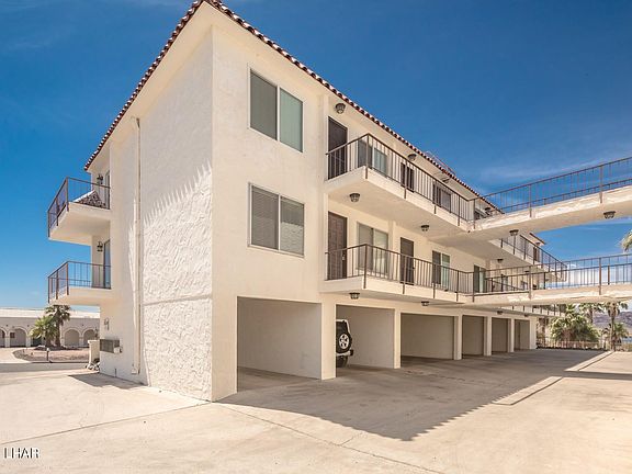 2nd image of 571 Burkemo Ln APT 3