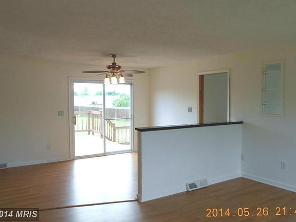 4th image of 6729 Forbes Pl W