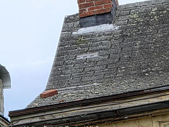 3rd image of 210 - 212 State Street