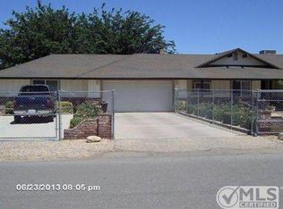 14674 Erie Rd, Apple Valley, CA 92307