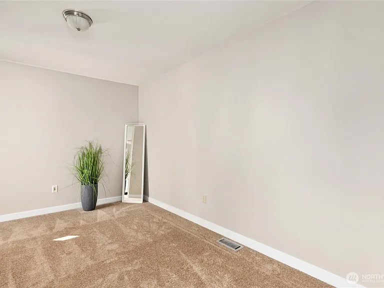 1003 SW 125th St — Photo 6