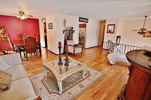 4th image of 701 Saint Dunstan Ct