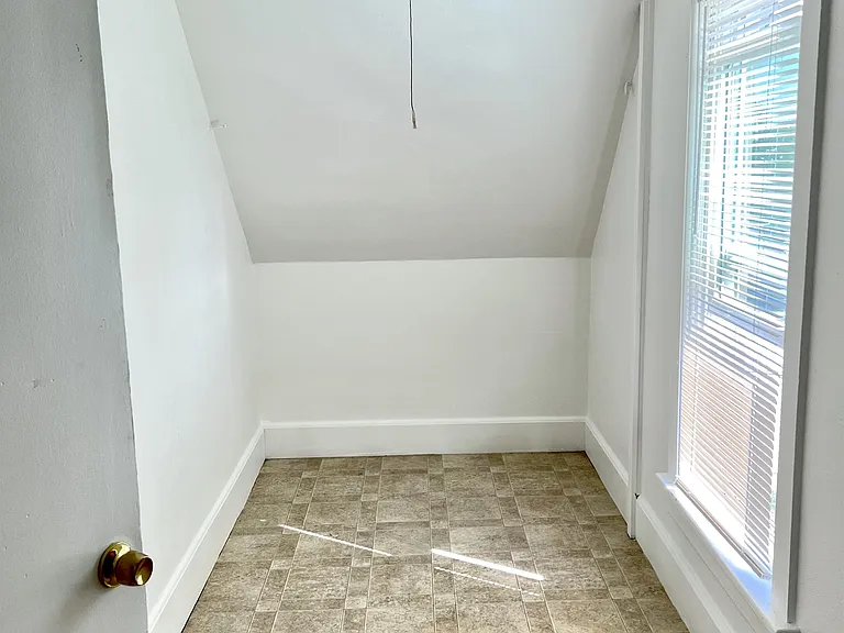 27 Reed St — Photo 5
