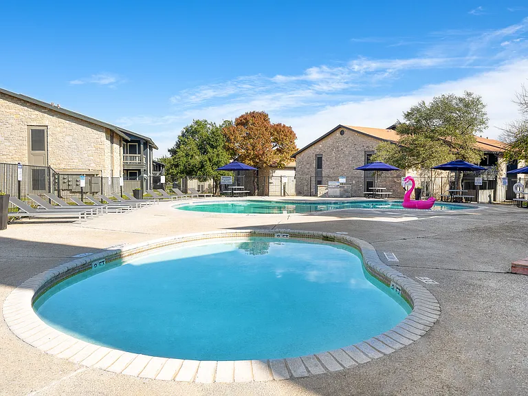 5300 NW Loop 410 — Photo 10