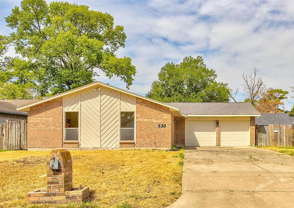 1st image of 530 Coolwood Drive