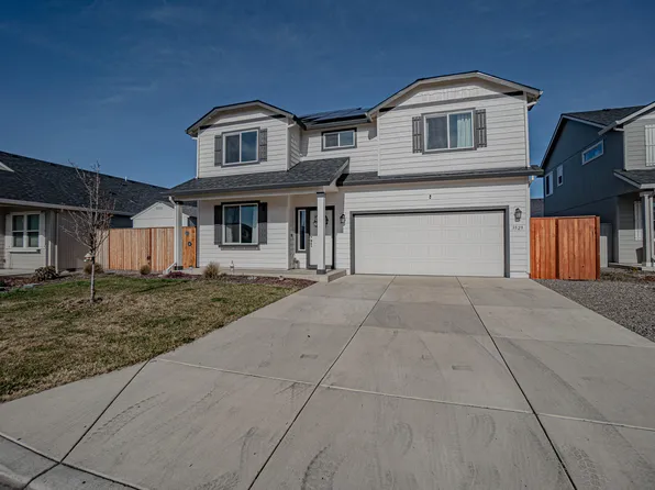 3529 Carlin Dr, Medford, OR 97504