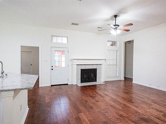 2nd image of 1029 Janus Dr